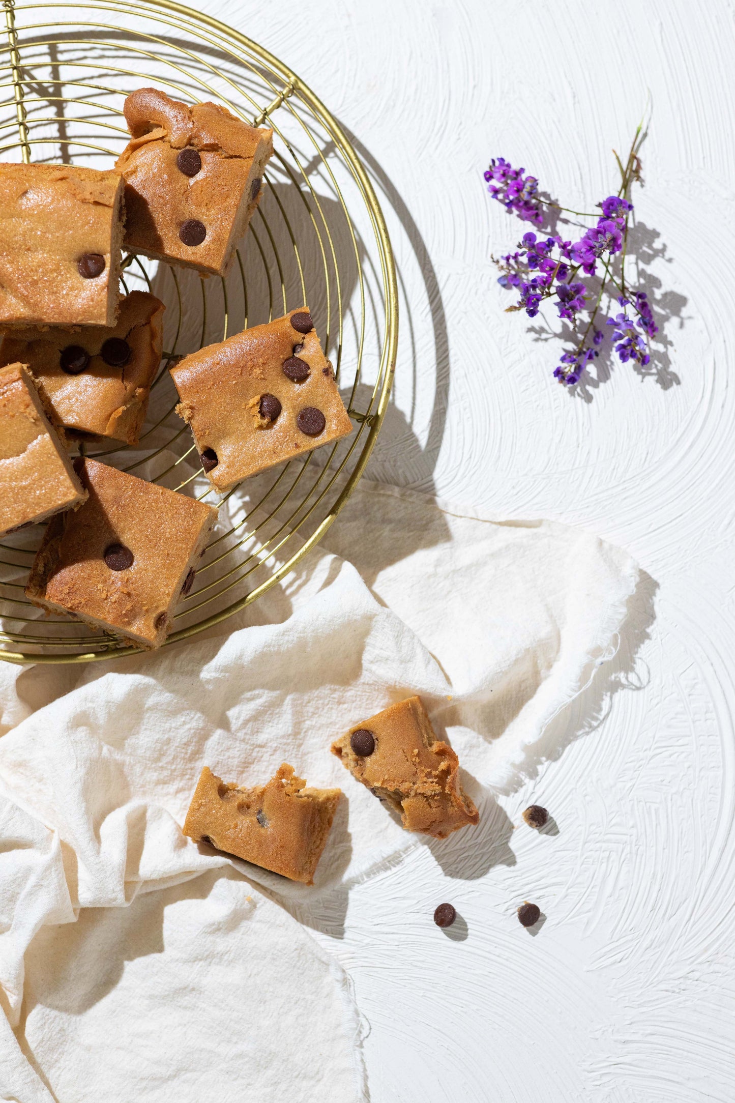 Tahini Blondie (GF, DF, SF, veg - contains egg)